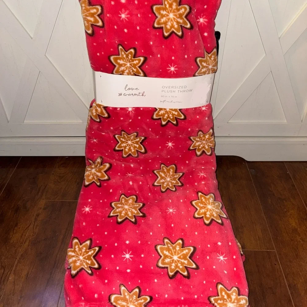 Hot Pink Snowflake Gingerbread Plush Throw Blanket
